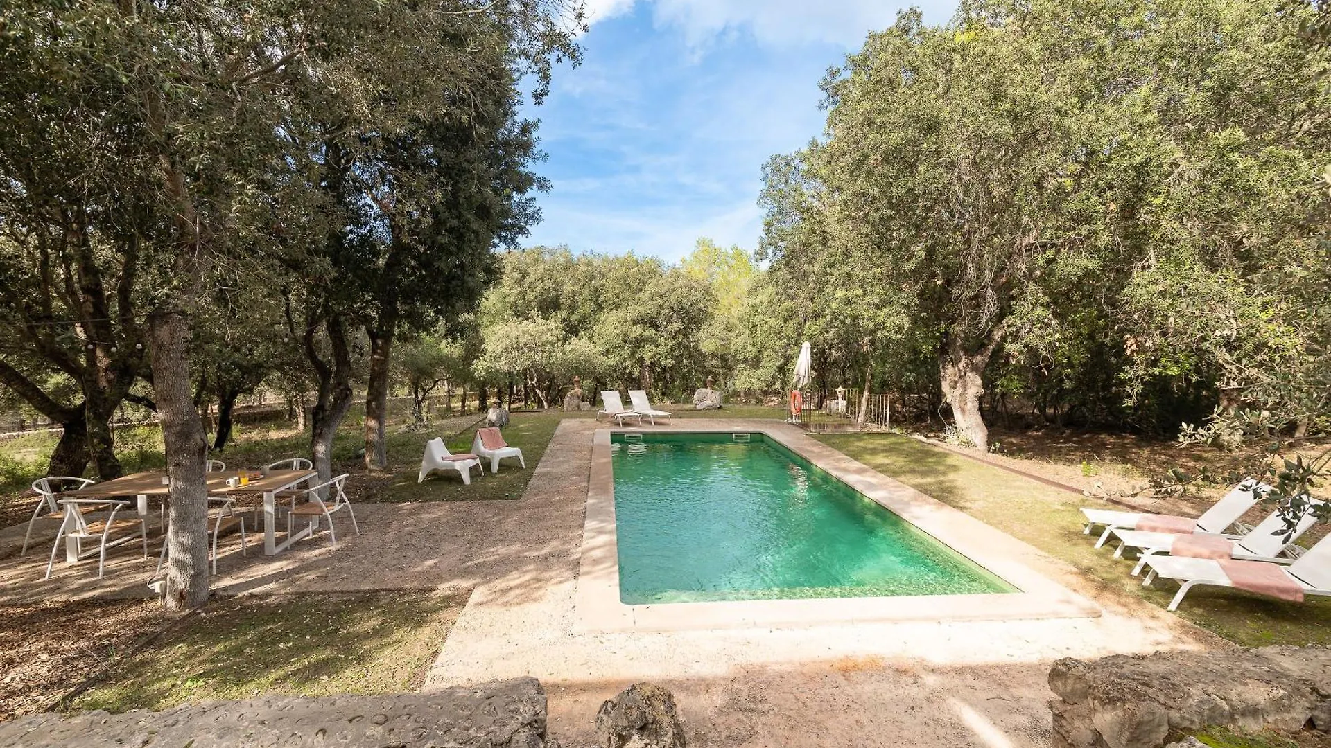 Villa Es Mirador By Sealand Villas location